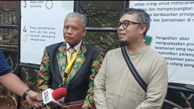 Sidang cerai Andika Rosadi dan Nisya Ahmad kembali digelar di Pengadilan Agama (PA) Jakarta Selatan pada Kamis (15/8/2024).  Foto: Vincentius Mario/kumparan