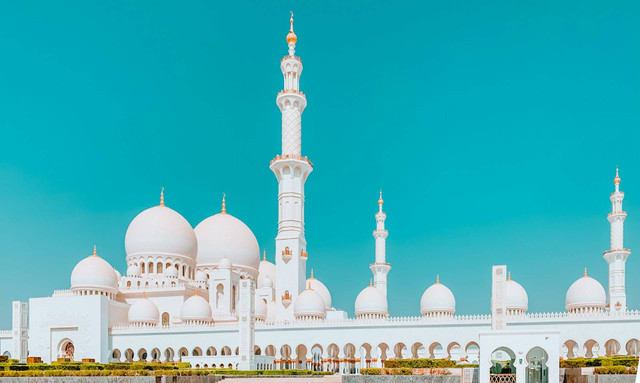 Masjid Terbesar di Sumatera Utara. Foto Hanya Ilustrasi, Bukan Tempat Sebenarnya. Sumber Unsplash Dhru J