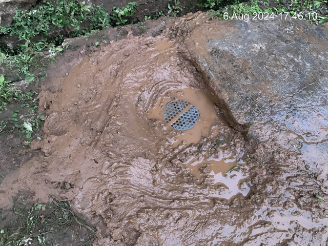 Hasil pemasangan lubang resapan biopori di RW 06 Kelurahan Pekuncen, Pekalongan (Sumber Foto : Dokumentasi Pribadi)