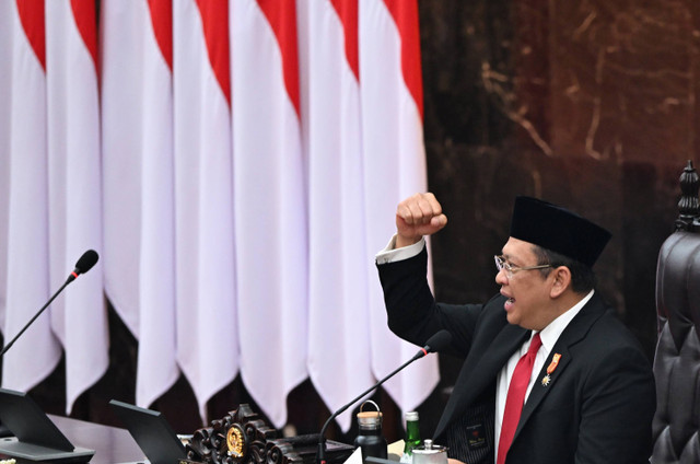 Ketua MPR Bambang Soesatyo memimpin Sidang Tahunan MPR dan Sidang Bersama DPR - DPD Tahun 2024 di Gedung Nusantara, kompleks Parlemen, Senayan, Jakarta, Jumat (16/8/2024). Foto: Aditya Pradana Putra/ANTARA FOTO