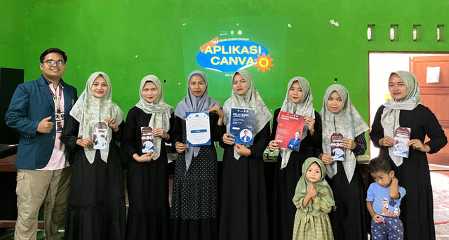 KKN Undip: Bukan hanya mengajar, tetapi juga menginspirasi. Pelatihan desain Canva bukti nyata kolaborasi antara akademisi dan masyarakat. #KKNUndip #PemberdayaanMasyarakat