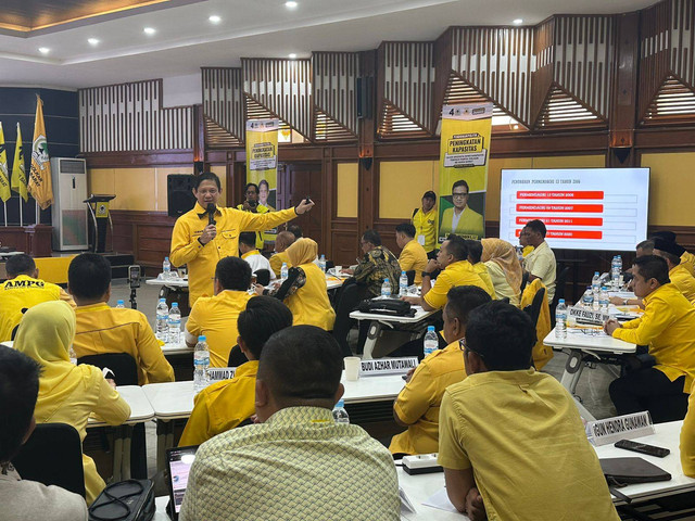 Suasana rapat pleno DPD Golkar Jabar pada Jumat (16/8). Foto: Dok. Istimewa