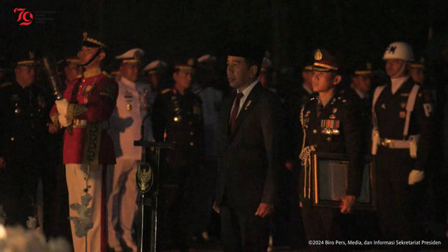 Presiden Joko Widodo memimpin upacara Apel Kehormatan dan Renungan Suci, Taman Kusuma Bangsa IKN, 16 Agustus 2024. Foto: YouTube/Sekretariat Presiden