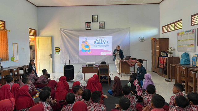 Dokumentasi Program Kerja Kampanye Kesadaran Hukum Cegah Bullying Sejak Dini di SDN Bono