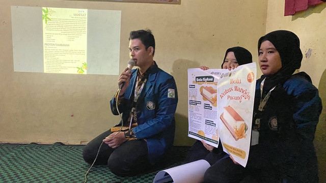 Dokumentasi Kegiatan Penyuluhan Bolkus Mancung (Bolu Kukus Mangga Pucung).