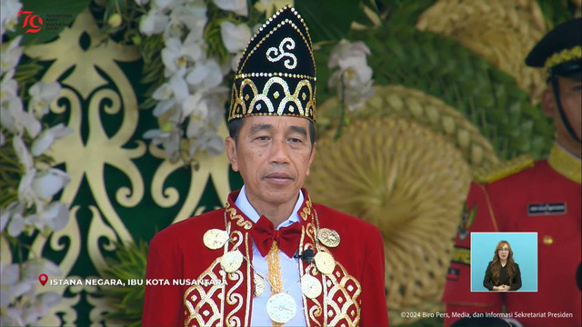 Presiden Joko Widodo menjadi inspektur upacara penurunan bendera HUT ke-79 Ri di Istana Negara IKN, Kalimantan Timur, Sabtu (17/8/2024). Foto: YouTube/Sekretariat Presiden