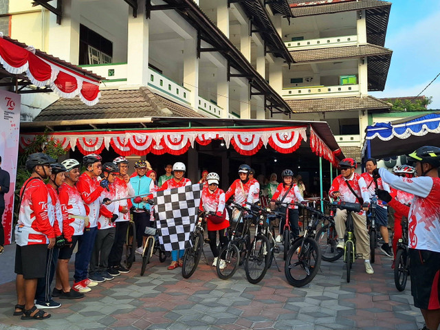 Gowes Merdeka APTISI V (Humas UWM)