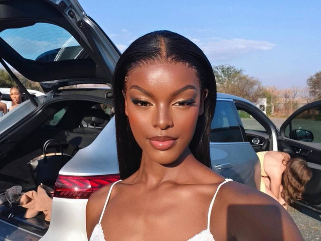 Chidimma Adetshina, mantan kontestan Miss South Africa yang mengundurkan diri akibat skandal dugaan pencurian identitas. Foto: Instagram/chichi_vanessa