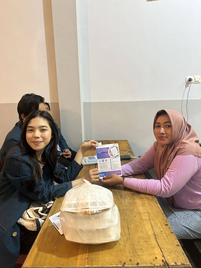 Dokumentasi dengan salah satu pelaku UMKM yang mengikuti pelatihan