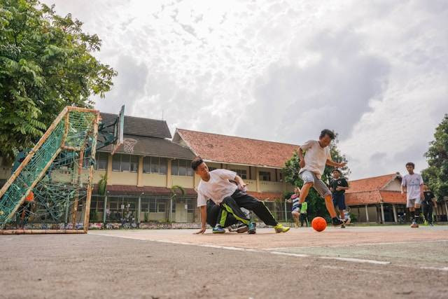 Struktur Organisasi Karang Taruna. Foto hanya ilustrasi. Sumber foto: Unsplash/Muhsin