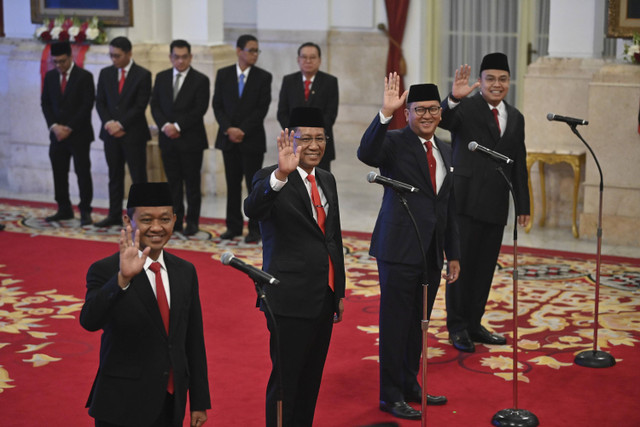 Para calon pejabat baru bersiap mengikuti pelantikan di Istana Negara, Jakarta, Senin (19/8/2024). Foto: Sigid Kurniawan/ANTARA FOTO 