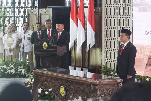 Suasana serah terima jabatan Bahlil Lahadalia sebagai Menteri Energi dan Sumber Daya Mineral (ESDM), Senin (19/8/2024).  Foto: Iqbal Firdaus/kumparan