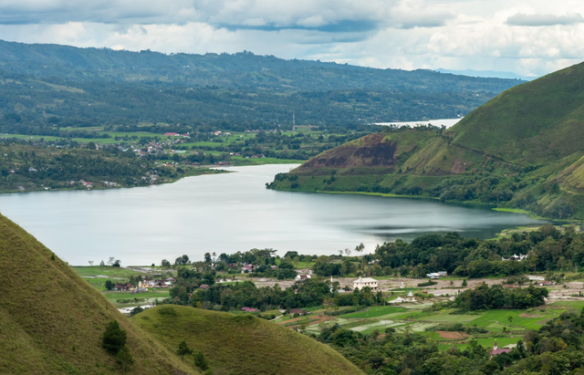 tempat wisata di Humbang Hasundutan. Foto hanyalah ilustrasi, bukan tempat yang sebenarnya. Sumber: Unsplash/Fahrul Razi