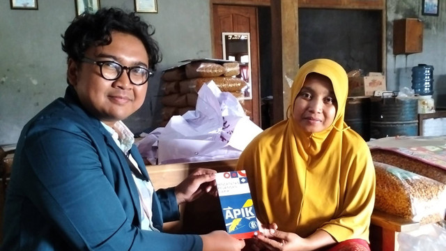 Dokumentasi Setelah Pendampingan Penggunaan Aplikasi SIAPIK. Foto : Indra Permana/Mahasiswa Universitas Diponegoro