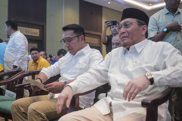 Ridwan Kamil dan Suswono jelang dideklarasikan sebagai cagub-cawagub Pilgub Jakarta oleh KIM Plus di Hotel Sultan, Jakarta Pusat, Senin (19/8/2024). Foto: Iqbal Firdaus/kumparan