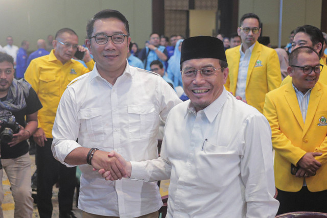 Ridwan Kamil dan Suswono jelang dideklarasikan sebagai cagub-cawagub Pilgub Jakarta oleh KIM Plus di Hotel Sultan, Jakarta Pusat, Senin (19/8/2024). Foto: Iqbal Firdaus/kumparan