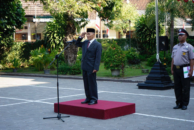 Peringatan Hari Ulang Tahun Republik Indonesia ke-79 di Lingkungan YKPN