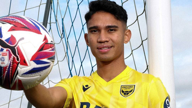 Marselino Ferdinan berseragam Oxford United. Foto: Oxford United