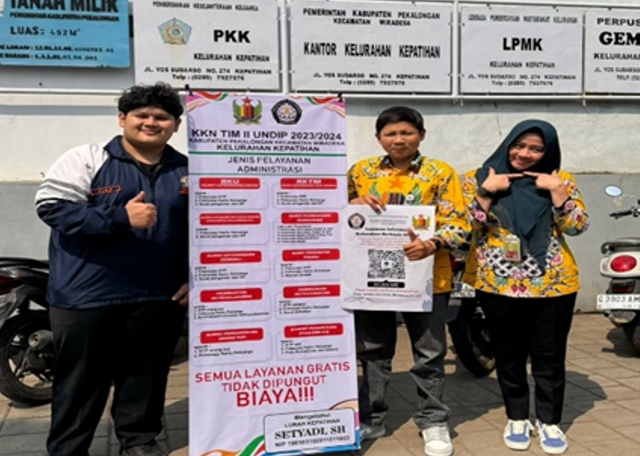 Inovasi Pelayanan Pembuatan Standing banner Menu Pelayanan Di KelurahanKepatihan