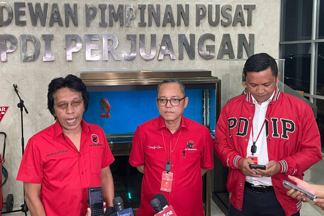 Konferensi pers DPP PDIP menyikapi putusan MK terkait perubahan aturan UU Pilkada mengenai syarat pencalonan kepala daerah, di DPP PDIP, Jakarta Pusat, Selasa (20/8/2024). Foto: Fadhil Pramudya/kumparan