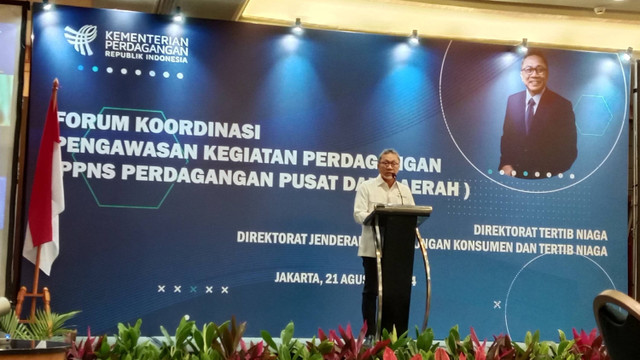 Mendag Zulhas saat membuka acara Forum Koordinasi Penyidik Pegawai Negeri Sipil (PPNS) Pusat Perdagangan dan Daerah, di Jakarta Pusat, Rabu (21/8/2024).  Foto: Widya Islamiati/kumparan