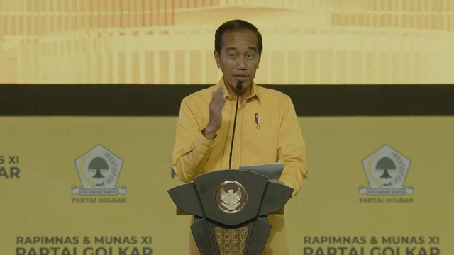 Presiden Joko Widodo memberikan sambutan pada penutupan Rapimnas dan Musyawarah Nasional XI Partai Golkar 2024 di Jakarta, Rabu (21/8/2024). Foto: Youtube/ Golkar Indonesia