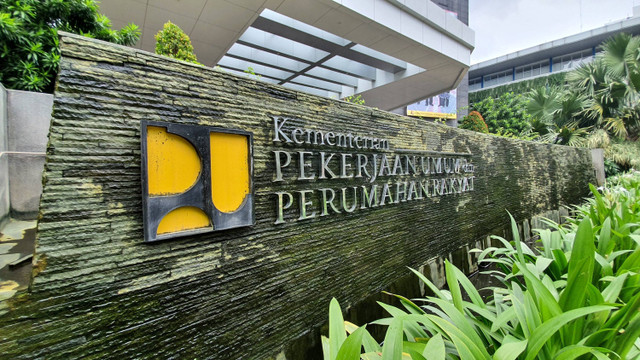 Gedung Kementerian PUPR. Foto: Shutterstock