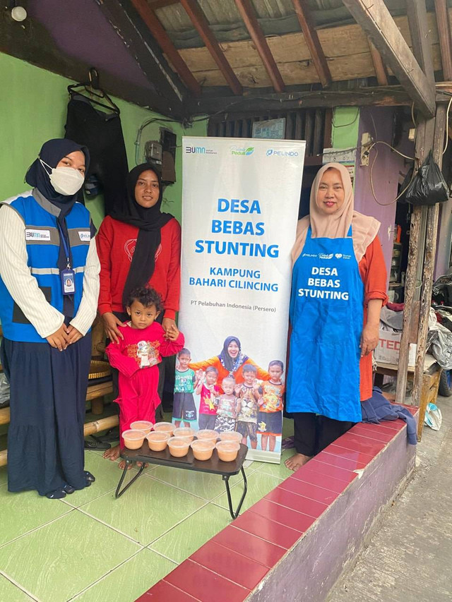 Pelindo bersama Rumah Zakat melaksanakan kegiatan Pemberian Makanan Tambahan (PMT) kepada balita yang mengalami stunting dan masalah gizi lainnya, Rabu (31/8).