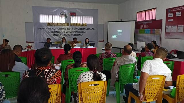 Suasana kegiatan Edukasi Publik yang digelar Penghubung Komisi Yudisial Sulawesi Utara.