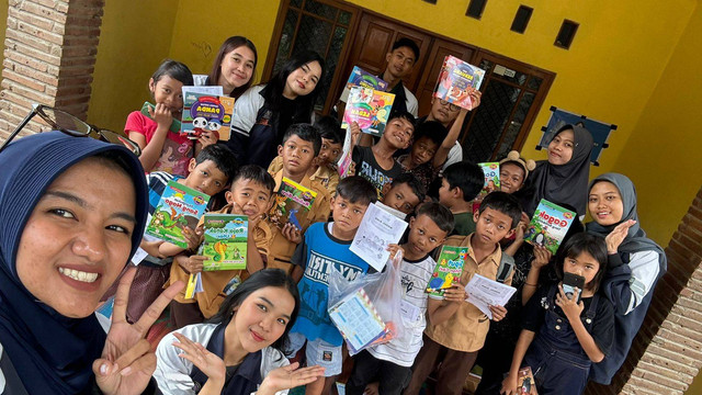 Program Kerja KKN Penyuluhan Pentingnya Membaca Buku Melalui Pojok Membaca