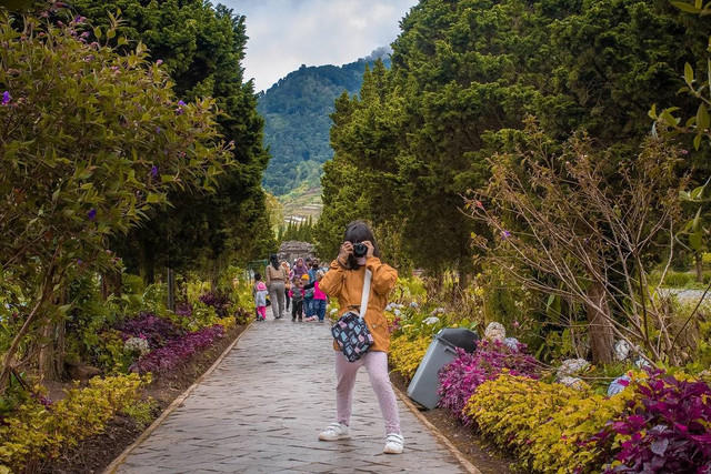 [Tempat Wisata di Cibinong] bukan tempat sebenarnya, unsplash/Rafael Atantya