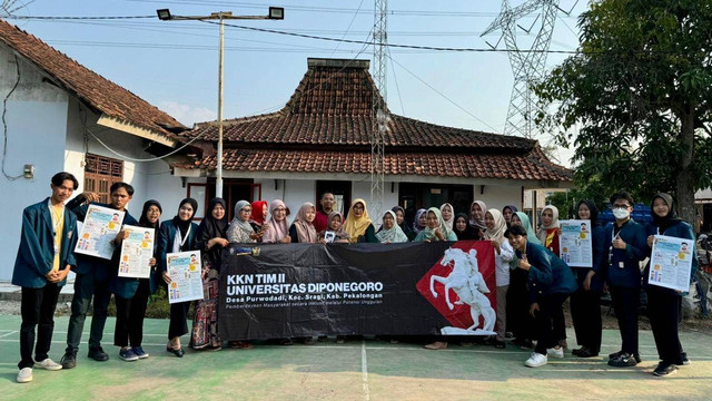 Foto pasca program kerja Demonstrasi Masak "Nugget Lele Anti Stunting" di Balai Desa