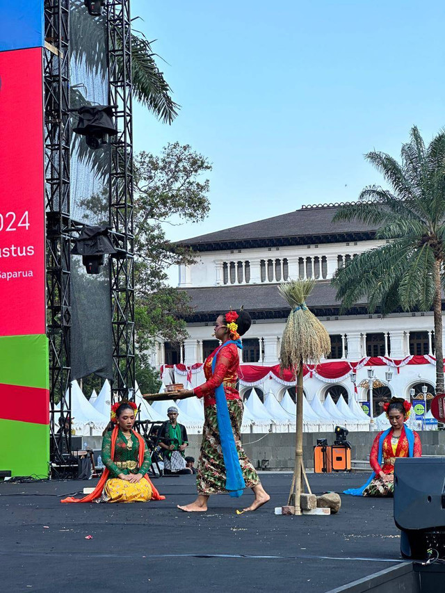 Seni Pakalempung dari Kabupaten Cianjur ditampilkan dalam acara West Java Festival 2024. (Foto: Istimewa)