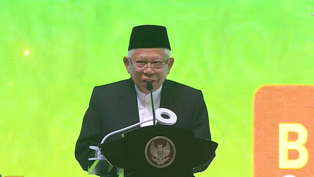 Wakil Presiden Ma'ruf Amin menyampaikan sambutan saat penutupan Muktamar VI Partai Kebangkitan Bangsa (PKB) di Bali Nusa Dua Convention Center (BNDCC), Badung, Bali, Minggu (25/8/2024). Foto: Youtube/DPP PKB