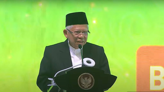 Wakil Presiden Ma'ruf Amin menyampaikan sambutan saat penutupan Muktamar VI Partai Kebangkitan Bangsa (PKB) di Bali Nusa Dua Convention Center (BNDCC), Badung, Bali, Minggu (25/8/2024). Foto: Youtube/DPP PKB