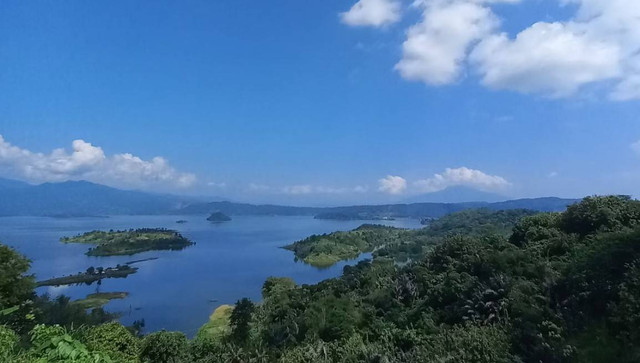 Puncak Damar Jatigede. Sumber: Unsplash/hanin aqila