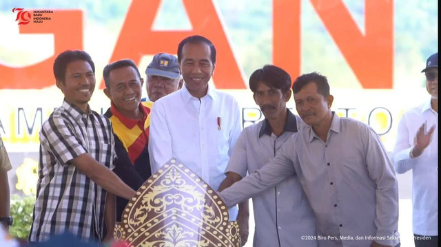 Presiden Jokowi saat resmikan Bendungan Margatiga, Kabupaten Lampung Timur secara simbolis. | Foto: YouTube Sekertaris Presiden