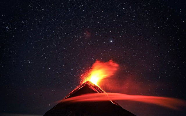 Ilustrasi manfaat penduduk di kawasan gunung berapi. Sumber: Clive Kim/pexels.com