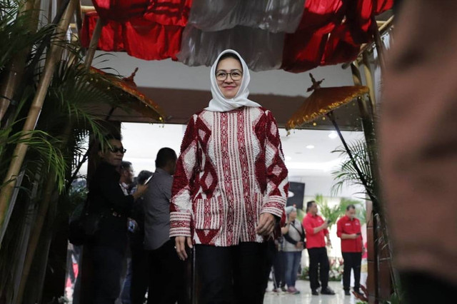 Airin Rachmi Diany tiba di Kantor DPP PDIP, Jakarta, Senin (26/8/2024). Foto: Syawal Darisman/kumparan