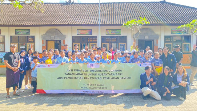 Aksi Edukasi Pemilihan Sampah di SDN 1 Sayan