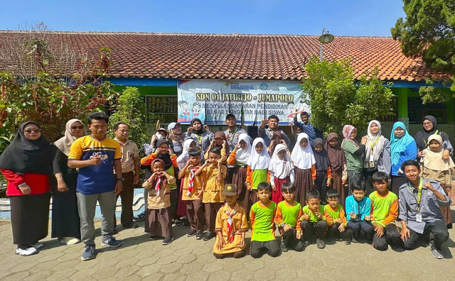 KKN MAs Universitas Ahmad Dahlan (UAD) Beri Penyuluhan PHBS di SD Negeri 01 Jatirejo (Dok. Istimewa)