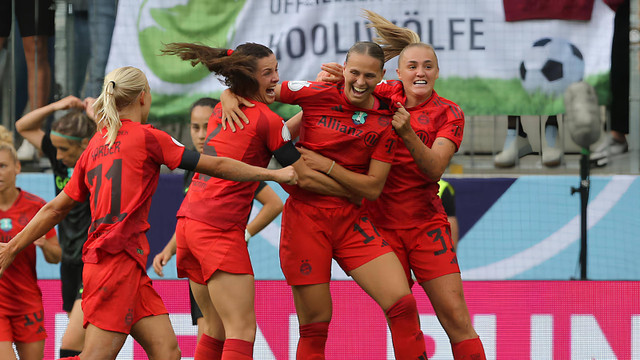 Bayern Muenchen juara DFC-Supercp Frauen 2024 usai mengalahkan VfL Wolfsburg dengan skor 1-0. Foto: Dok. fcbayern