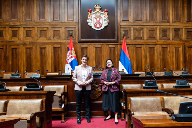 Ketua DPR RI Puan Maharani (kanan) bersama Ketua Majelis Nasional Serbia, Ana Brnabic (kiri) di Belgrade, Senin (26/8/2024). Foto: Dok. Istimewa