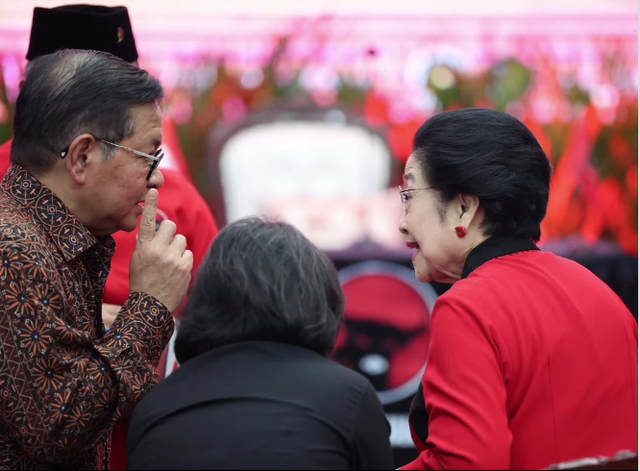 Pramono Anung dan Ketum PDIP Megawati (kanan) Foto: Instagram Pramono Anung