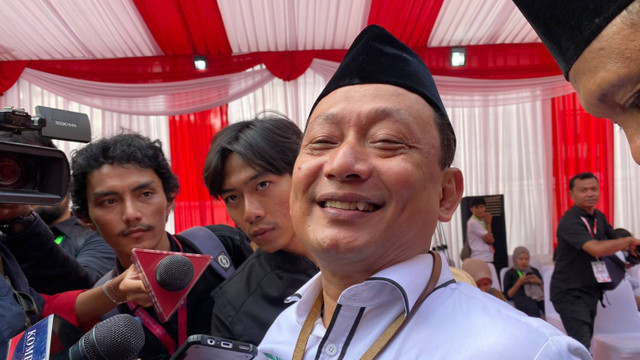 Politikus PKB Hasbiallah Ilyas ditemui setelah pendaftaran RK-Suswono di KPU Jakarta, Rabu (28/8).  Foto: Abid Raihan/kumparan