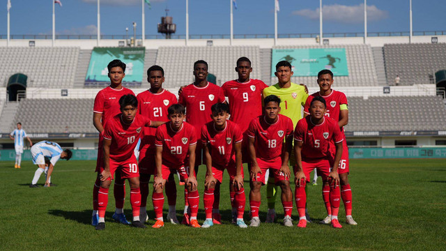 Timnas U-19 Indonesia saat melawan Argentina dalam laga pertama Seoul Earth On Us Cup 2024 di Mokdong Stadium, Korea Selatan, Rabu (28/8). Foto: PSSI