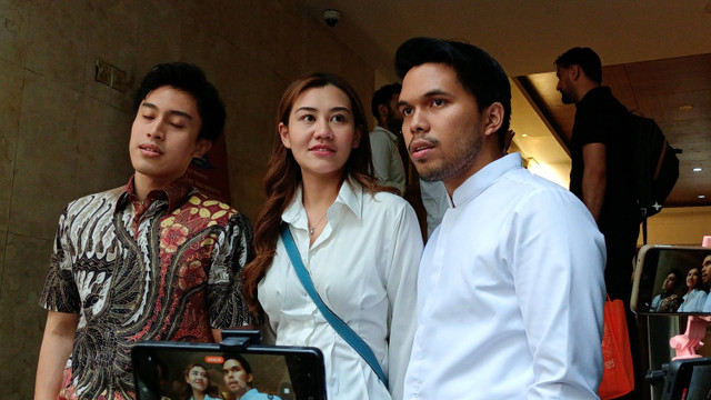 Aaliyah Massaid dan Thariq Halilintar Usai Jalani Pemeriksaan di Polda Metro Jaya. Foto: Aprilandika Pratama/kumparan