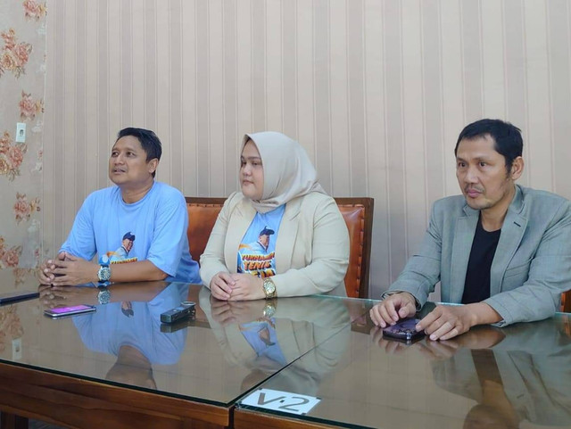 Jajaran kepanitiaan Turnamen Tenis Meja RMD Cup 2024 | Foto : Eka Febriani / Lampung Geh