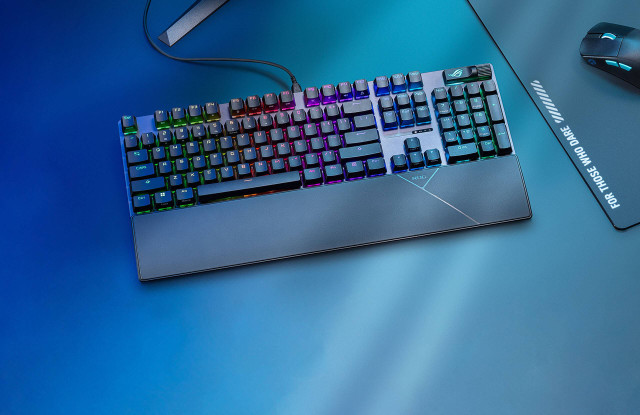 Ilustrasi gaming keyboard dengan macro keys. Foto: ASUS 