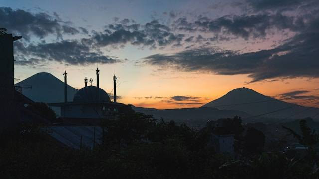 Wisata dekat Hotel Dafam Wonosobo. Foto hanyalah ilustrasi, bukan tempat yang sebenarnya. Sumber: Unsplash/Awan